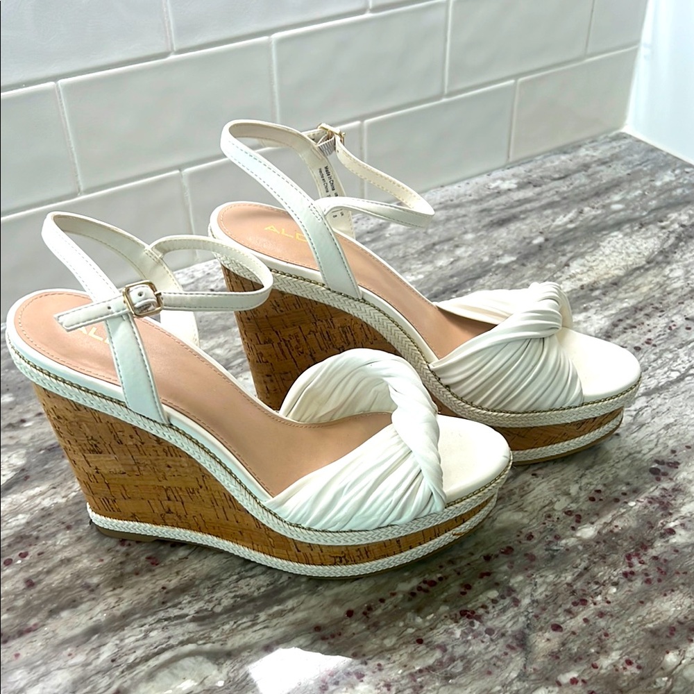 WORN ONCE Aldo white twist tall wedge sandal